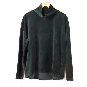 Bananna Republic velour knit top size large